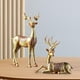 thumbnail image 3 of 2 figuras creativas de ciervos, esculturas de renos, artesanías de resina, ilustraciones de animales, alces Oro, 3 of 7