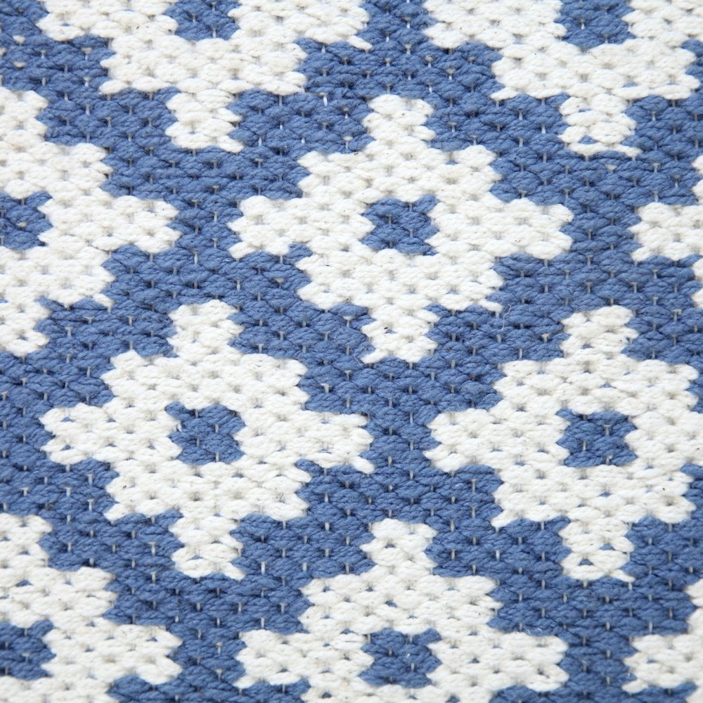 LR Home Ox Bay Machine-Made Blue/White Diamond Cotton Blend Pillow Cover