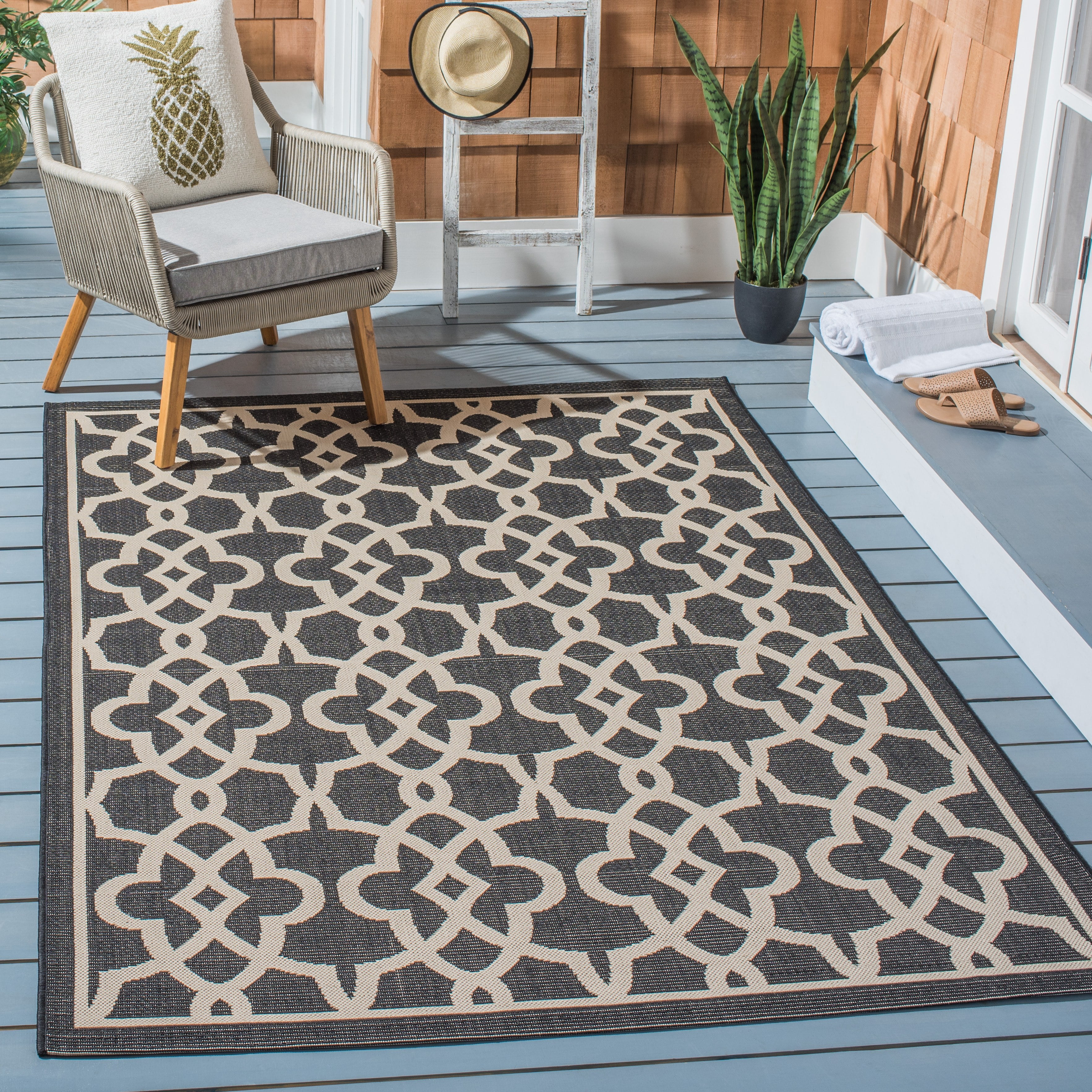 Safavieh Courtyard Carlos Oriental Indoor/Outdoor Area Rug, Black/Beige, 2' x 3'7"