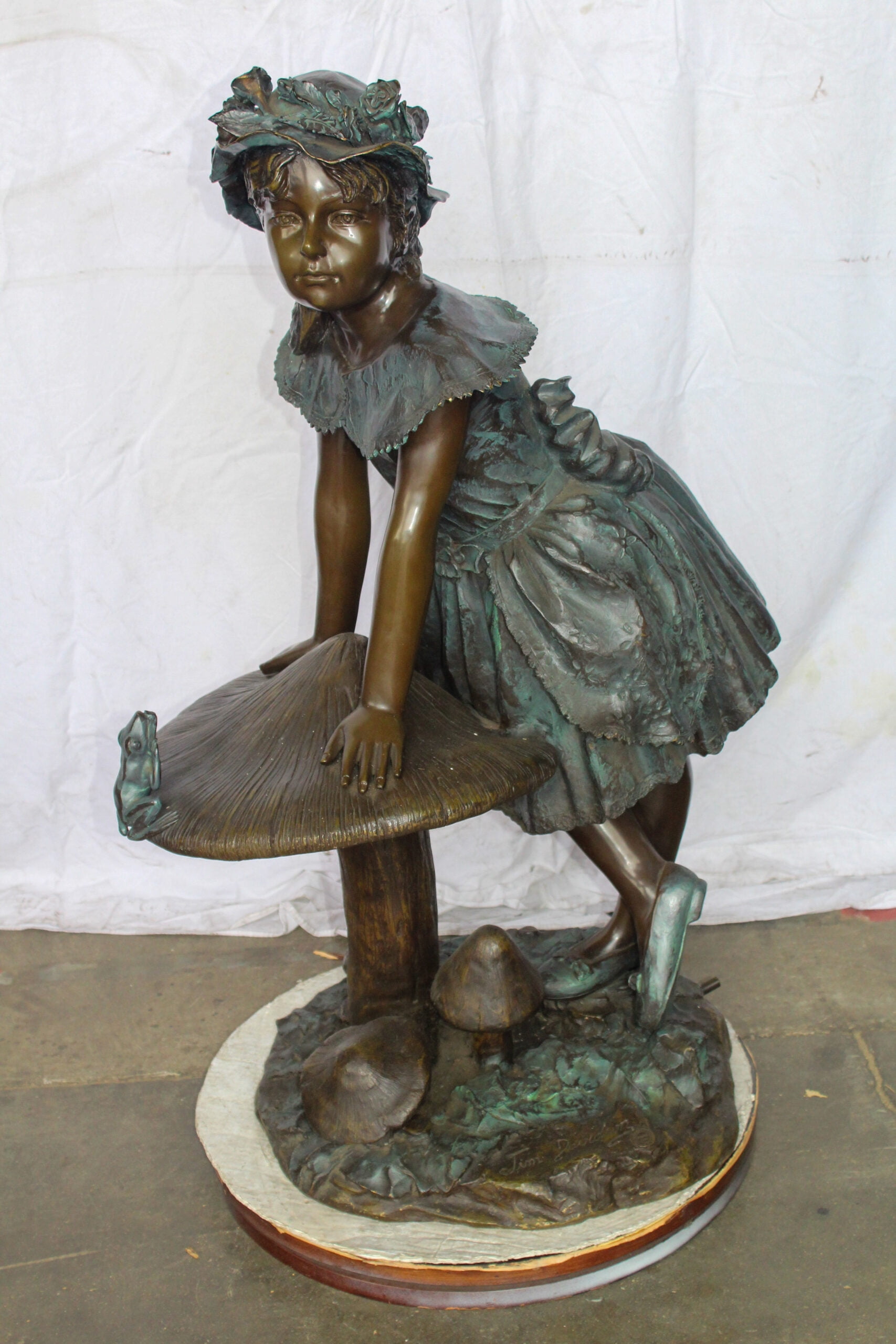 Nifao Elegant Girl Standing by a Frog on a Mushroom 31" x 20" x 43"H – Outdoor Bronze Fountain, Garden Water Feature, 31"L x 20"W x 43"H