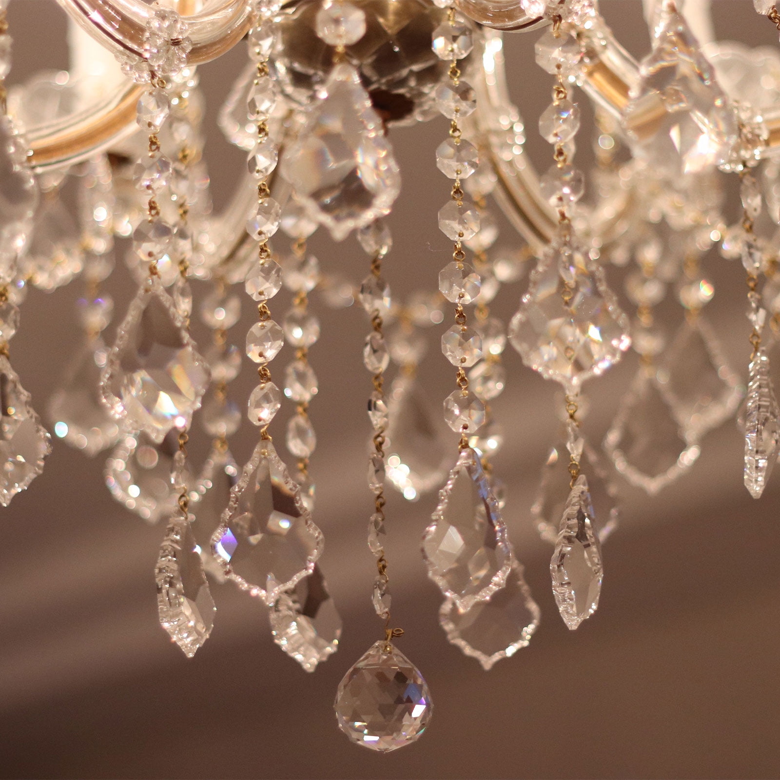 10 Pcs Acrylic Crystal Garland Strands, Clear Crystal Beads Strands Bead String Hanging (2.5m/8.2ft)