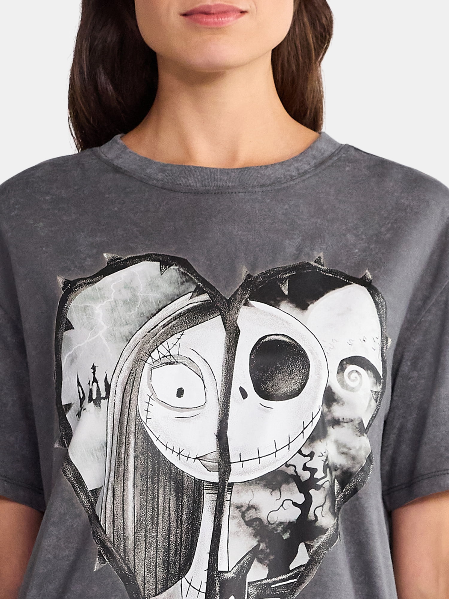 Nightmare Before Christmas Women's Halloween Graphic Tee, Sizes XXS-XXL