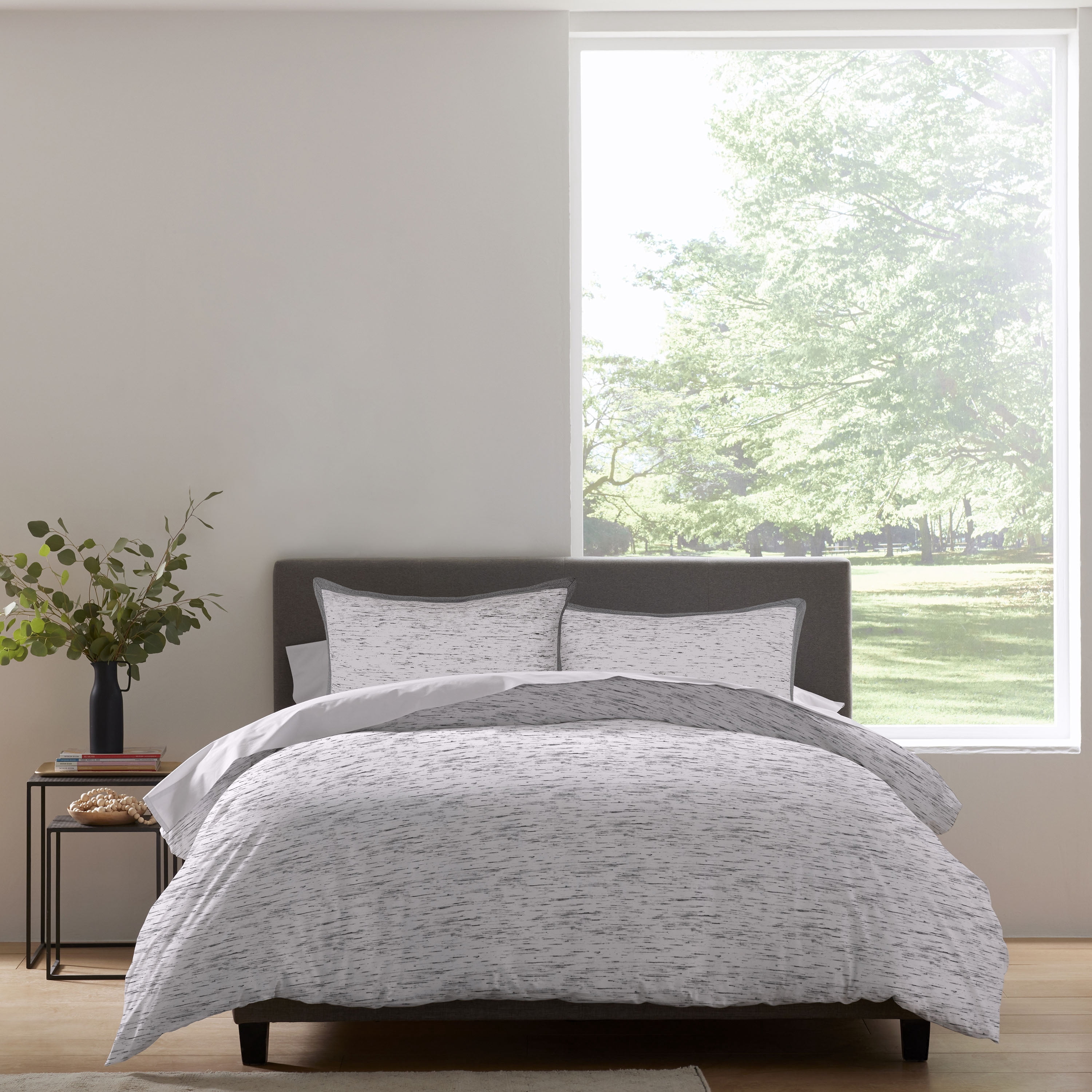 Martex Theo Twin Cream/Charcoal Comforter Set
