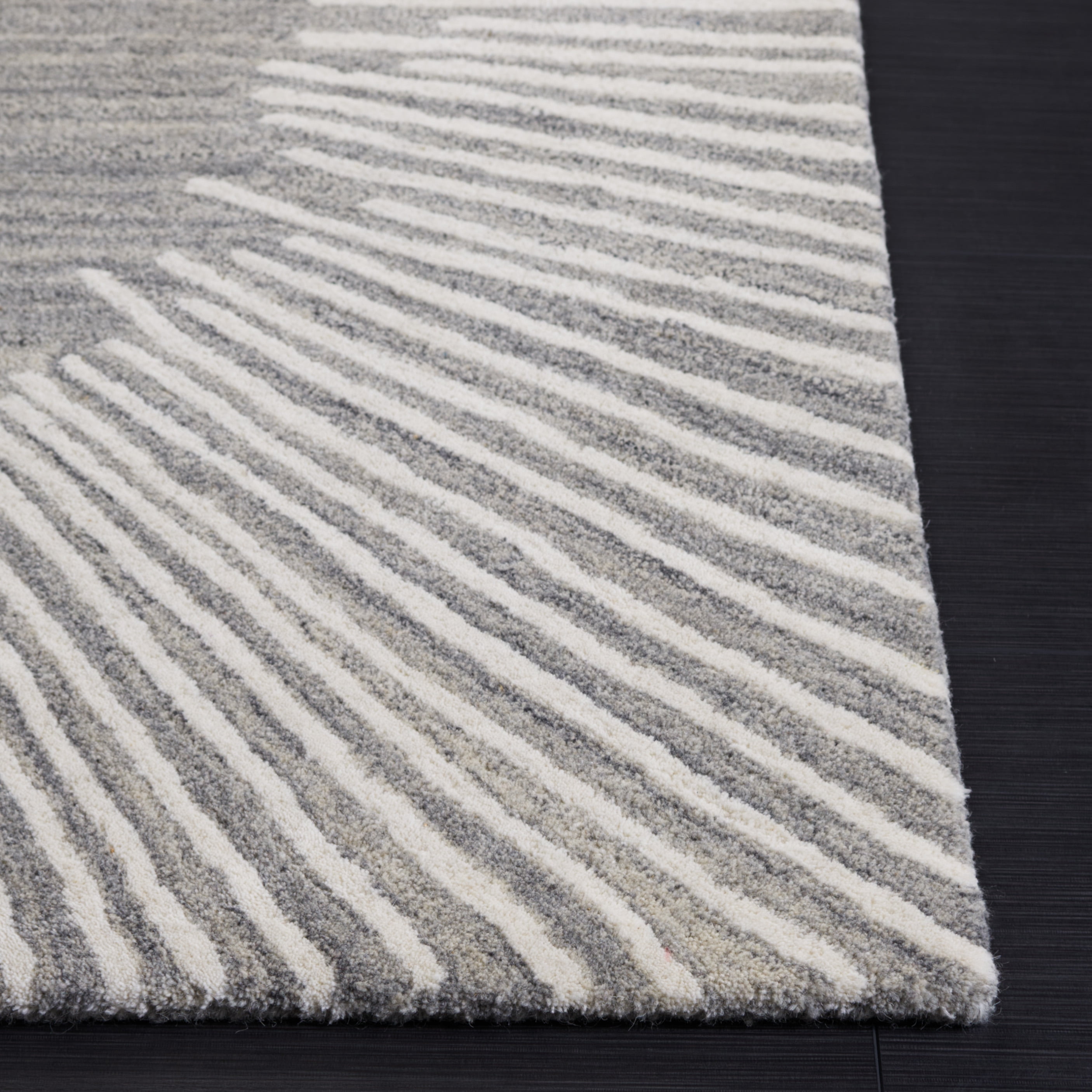 SAFAVIEH Fifth Avenue Declan Abstract Area Rug, Grey/Ivory, 8' x 10'