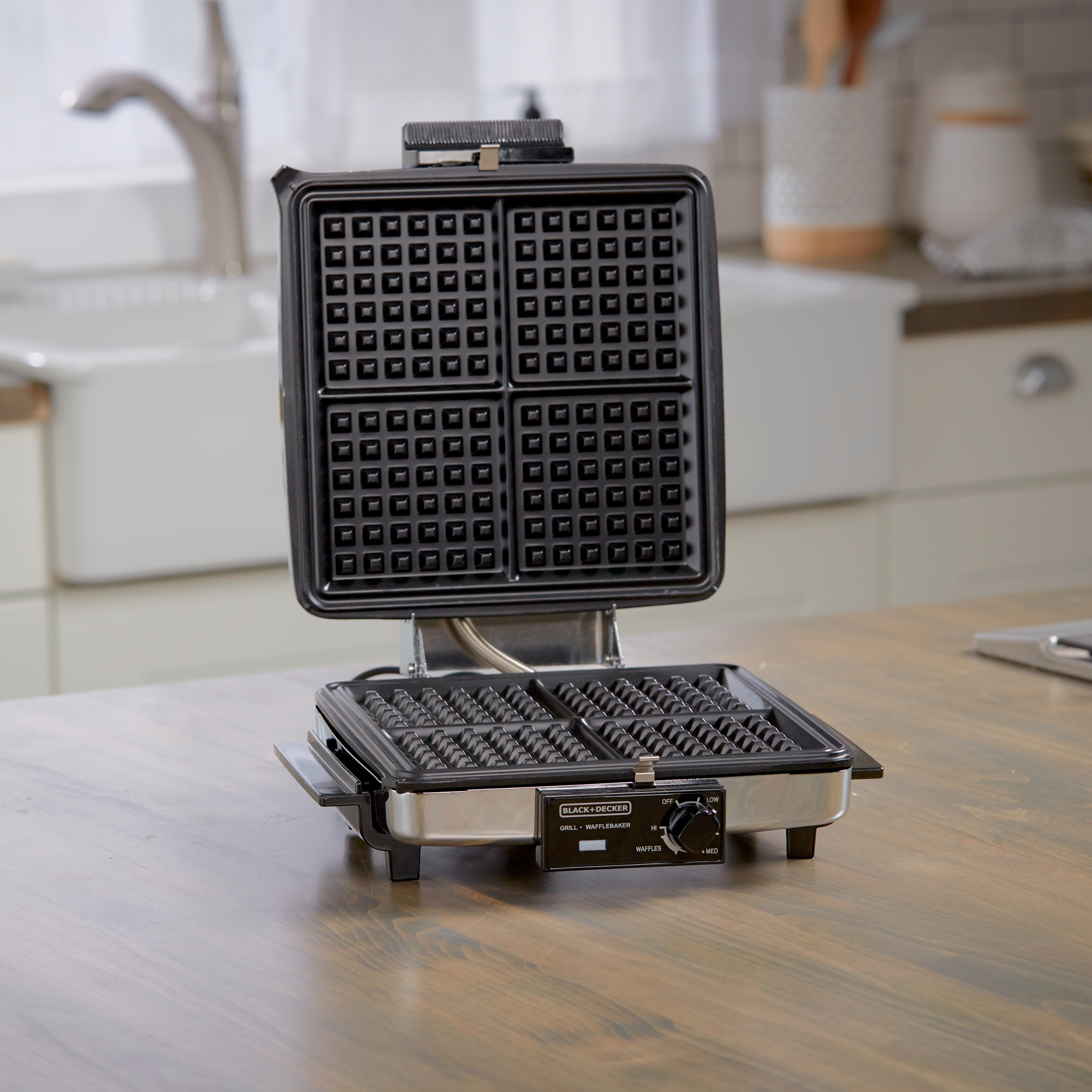 BLACK+DECKER G49TD 3-in-1 Waffle Maker & Grill - Black - Eggs