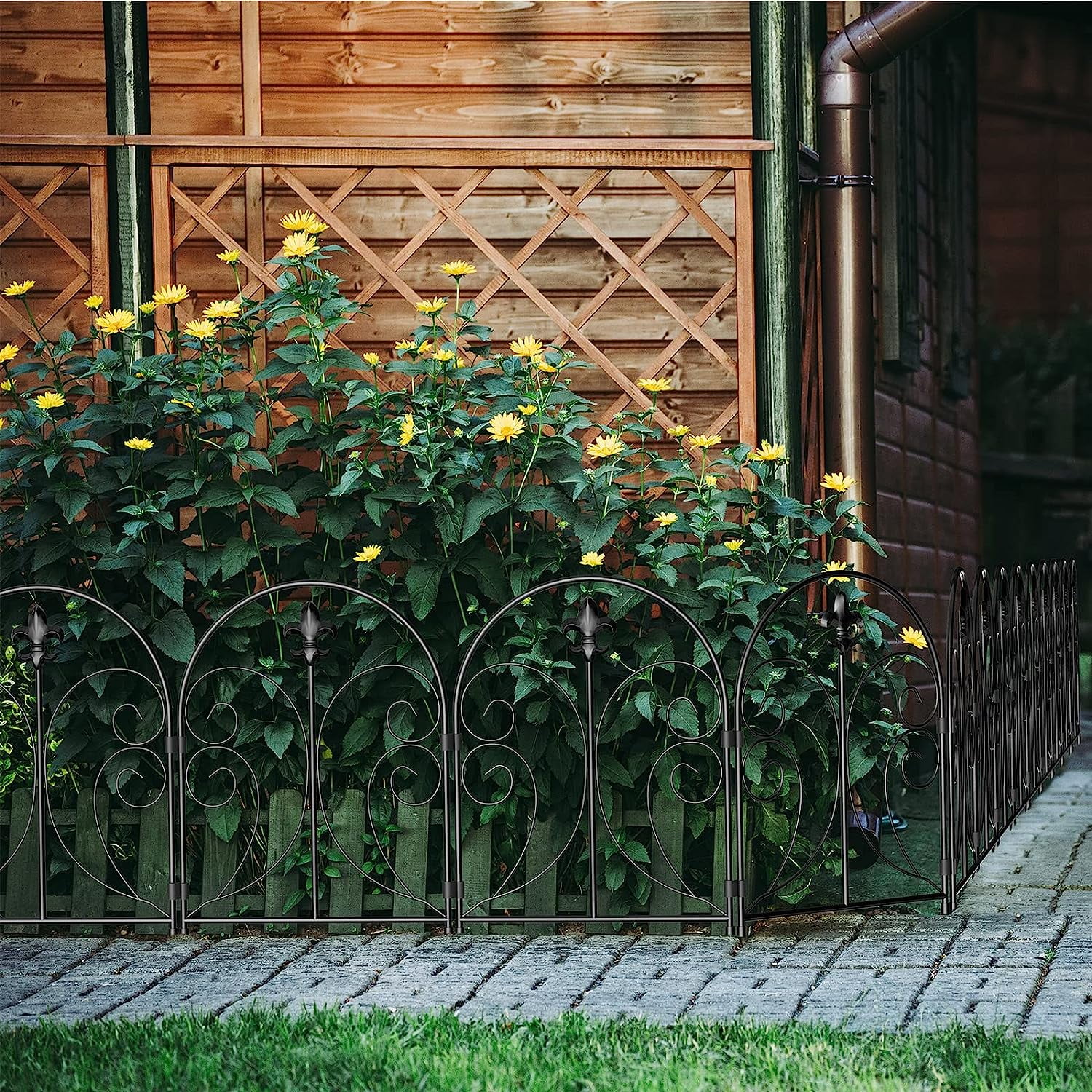 Decorative Garden Fence, 10-Pack Rustproof Metal No-Dig Fence Animal Barrier for Dogs, Arched Flower Bed Edging Ornamental Wire Border Panel Fencing for Yard, Patio, and Outdoor Decor（Butterfly）