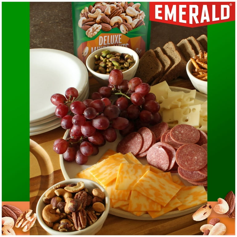 Emerald Nuts, Deluxe Mixed Nuts, 5 oz, Resealable Bag (Pack of 3
