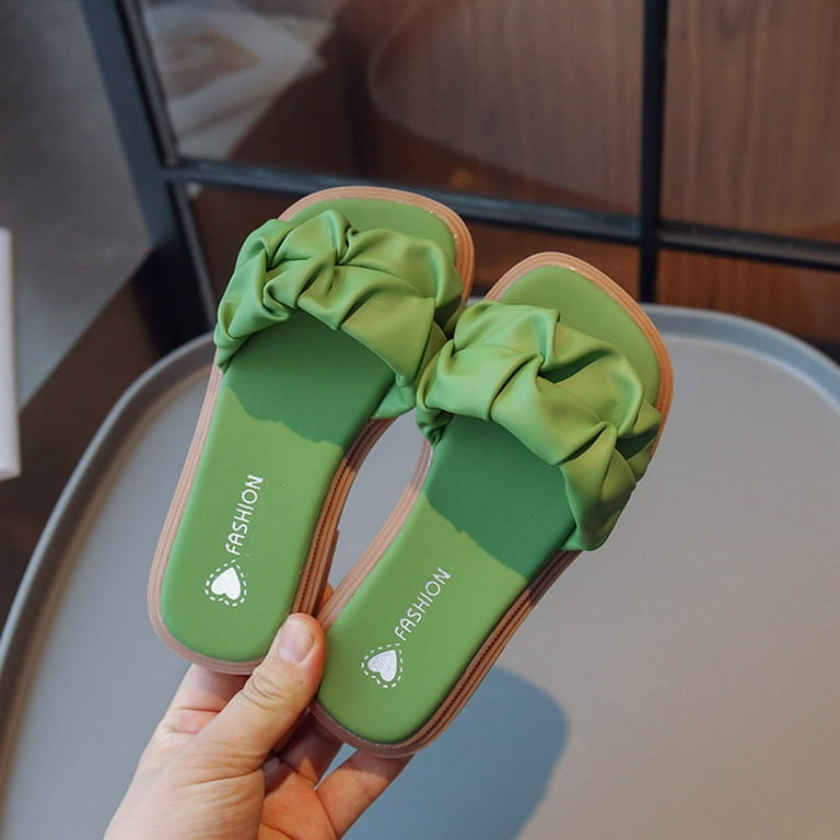 Big 5 outlet flip flops