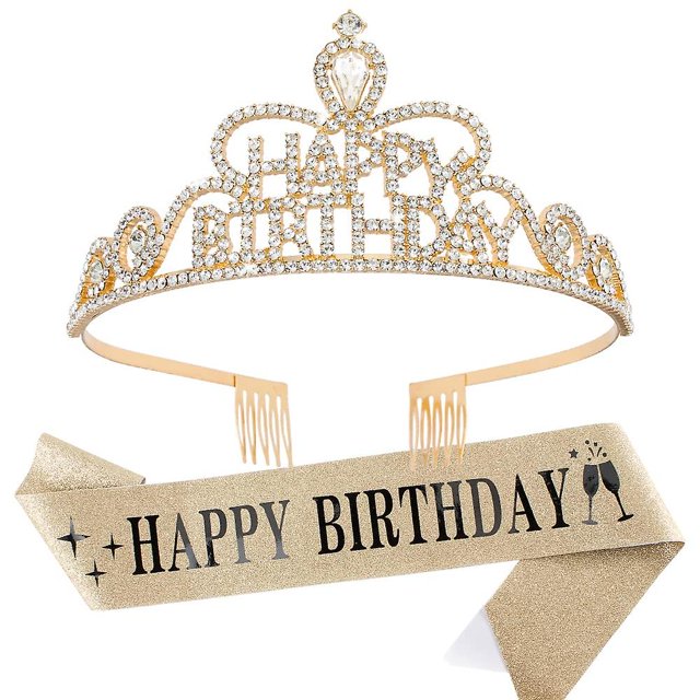 tiara coronas para mujer faja de cumpleaños feliz cumpleaños corona dorada tiara de reina tiara de princesa decoraciones de cumpleaños para mujer tiara de cristal fiesta de cumplea tiara dorada frontal con diamantes de imitación transparentes que forman 'HAPPY BIRTHDAY', aprox. 5.3 in de diámetro y 2.3 in de alto, con peinetas en la base para fijar al cabello; faja dorada brillante de aprox. 63 in ajustable impresa con 'HAPPY BIRTHDAY', sobre fondo blanco.