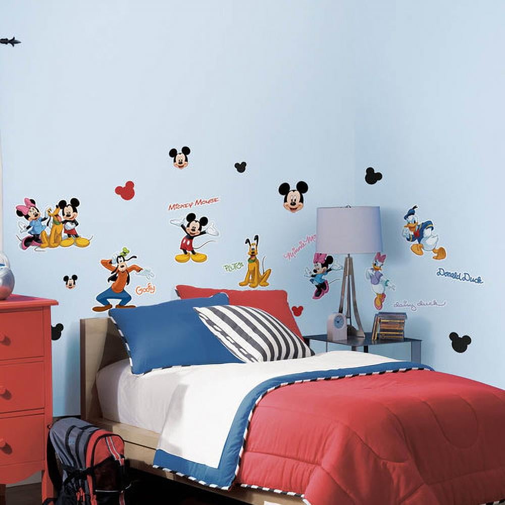 Wallhogs Disney ''Mickey Friends'' Cutout Wall Decal