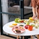 thumbnail image 5 of Bandeja de comida dividida circular de 26 cm de diámetro 3 compartimentos Gran capacidad Plato de aperitivos duradero Plato de frutas fácil de limpiar Plato versátil para servir cenas familiares, 5 of 6