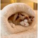 thumbnail image 4 of Puntoco Cama lavable para gatos, saco de dormir cálido para mascotas, cama multifuncional para mascotas con capucha, cueva aislada para gatos, cama liviana para mascotas, cama moderna, cueva para, 4 of 5