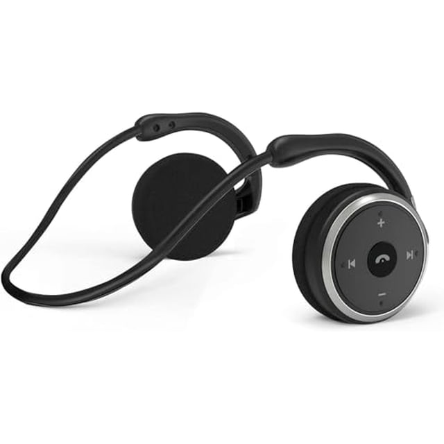itayak auriculares detrás de la cabeza Bluetooth 5.0 negros: vista 3/4 de diadema flexible que se coloca detrás de la nuca, cápsulas redondas con revestimiento liso y bisel plateado, paneles circulares con controles de reproducción y volumen, micrófono integrado; plegables, ligeros y diseñados para uso deportivo resistente al sudor. Ideal también para correr o entrenamientos ligeros.