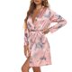 thumbnail image 4 of Albornoz Corto Para Mujer, Lavado A Máquina, Respetuoso Con La Piel, Estampado, Ropa De Salón Para Mujer, Cuello En V Con Cinturón Para Dormir ANGGREK Otros, 4 of 6