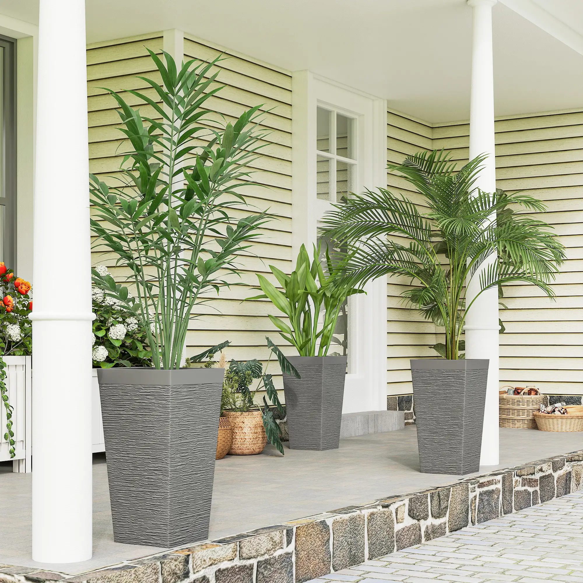 Set of 3 Plastic Flower Pots