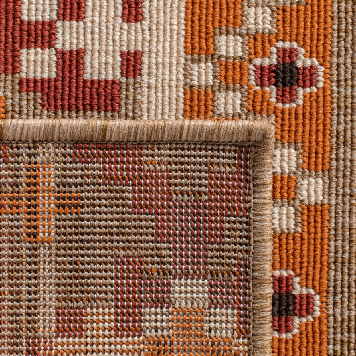 SAFAVIEH Veranda Dogon Southwestern Indoor/Outdoor Area Rug, 6'7" x 6'7" Round, Red/Beige