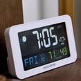 thumbnail image 4 of Reloj despertador AcuRite Intelli-Time con cargador USB y temperatura y zumbido, 4 of 6