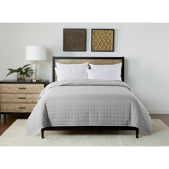 Subway Down Alternative Blanket - White - Full/Queen