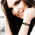 thumbnail image 2 of HBFAGFB Montre pour Femme Ronde Mode et Légère Montre Adaptée aux Vacances Sorties B, 2 of 3