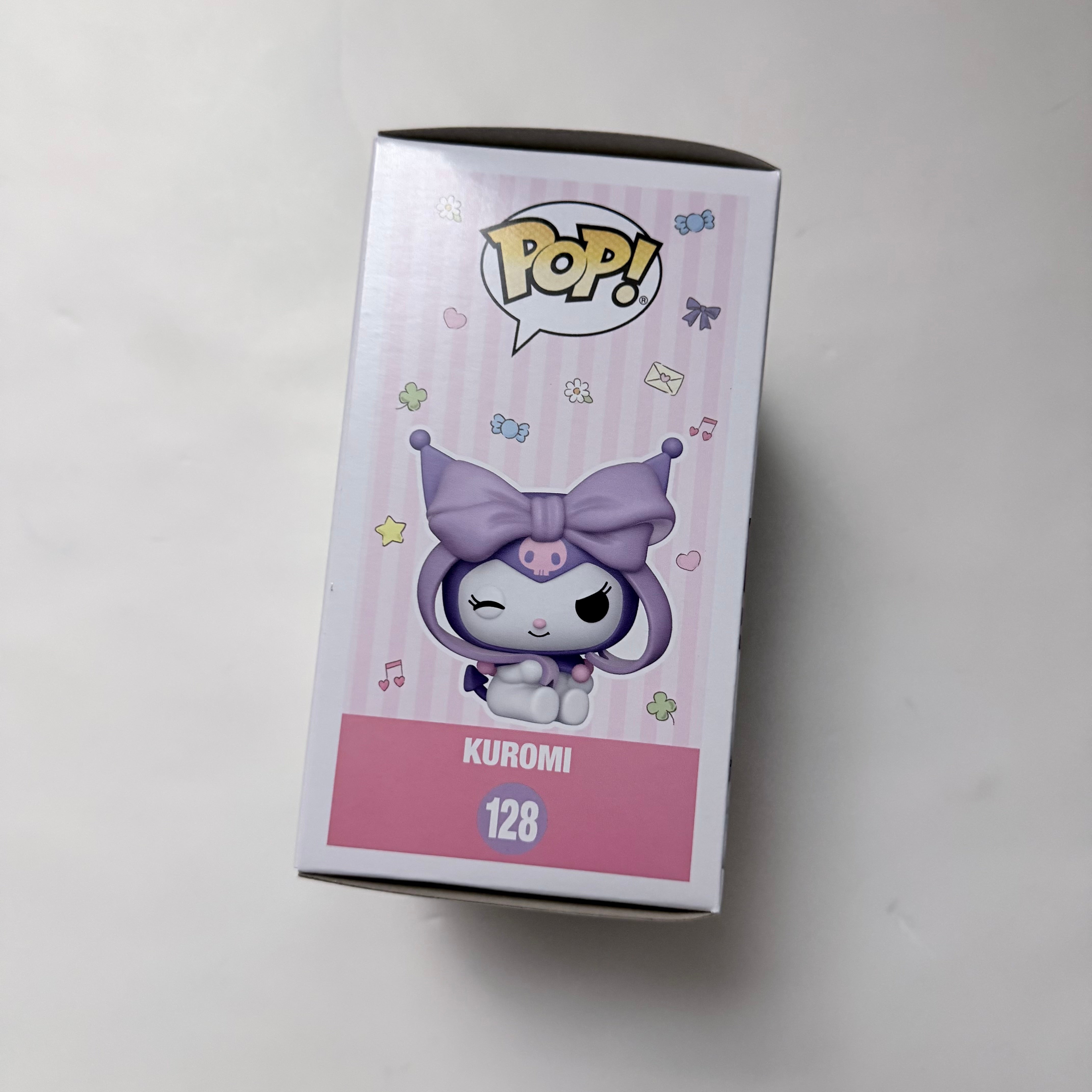 Funko POP! Hello Kitty And Friends #128 Kuromi w/ Protector 9500 LE