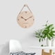 thumbnail image 4 of Reloj de pared de madera de 12 pulgadas, silencioso, decorativo, sin tictac. Estilo 1, 4 of 7