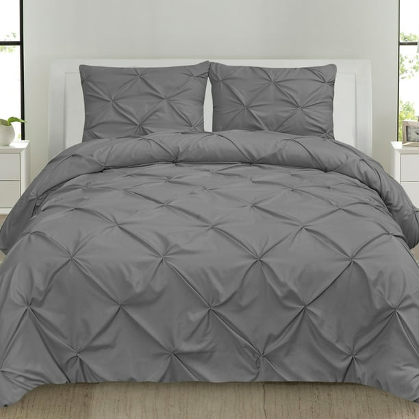 Luxury Classic Contemporary Pinch Pleat, Light Grey Pintuck Duvet Cover