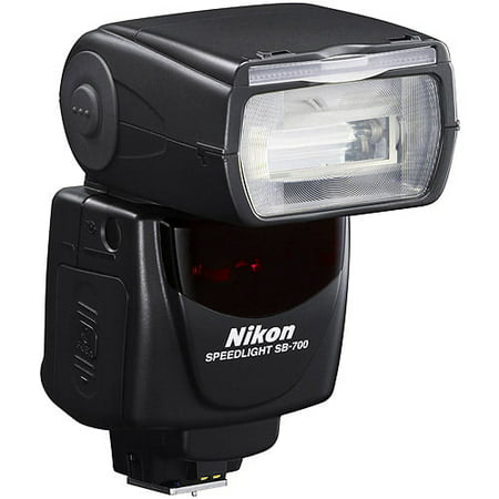 Nikon Speedlight SB700 Electronic Flash (for D7000, D5100, and D3100)