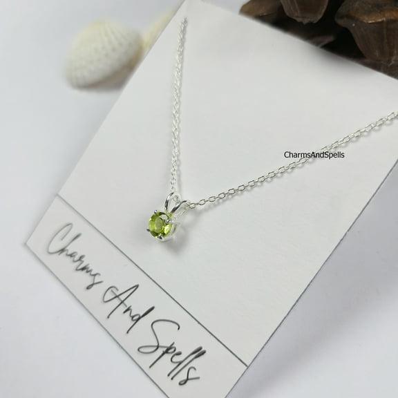 Peridot Solitaire Necklace, Round Cut August Birthstone, 925 Silver Prong Necklace, Dainty Bridal Jewelry, Gift for Her