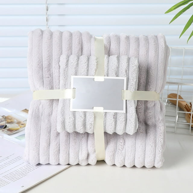 Juego de toallas de terciopelo a rayas Candy | Toallas de baño y faciales de felpa absorbentes de 2 piezas | 70 x 140 cm y 35 x 75 cm | Poliéster de secado rápido para el hogar y viajes