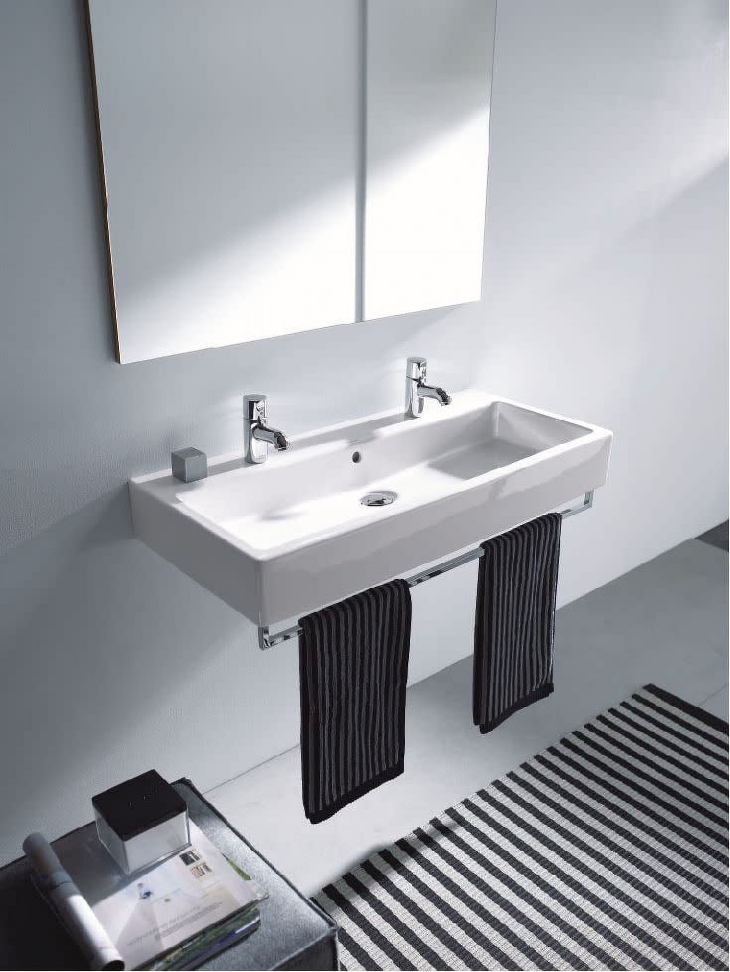 Duravit 0454100026 Vero 19" Ceramic Vanity Top - White / Ground
