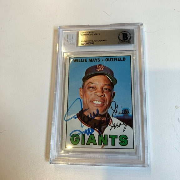 1967 Topps Willie Mays #200 Signed Autographed Baseball Card BGS Beckett