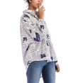 thumbnail image 3 of Camisa con estampado de periódicos de moda para mujer Blusa cruzada de solapa de manga larga para la primavera de verano (azul, talla M), 3 of 4