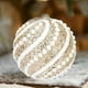 thumbnail image 5 of Bolas navideñas de nieve en polvo | Adornos para árbol de Navidad de 8 cm con detalles de cuentas y lentejuelas | Juego de 2 adornos colgantes en dorado, blanco, rosa y azul, 5 of 5