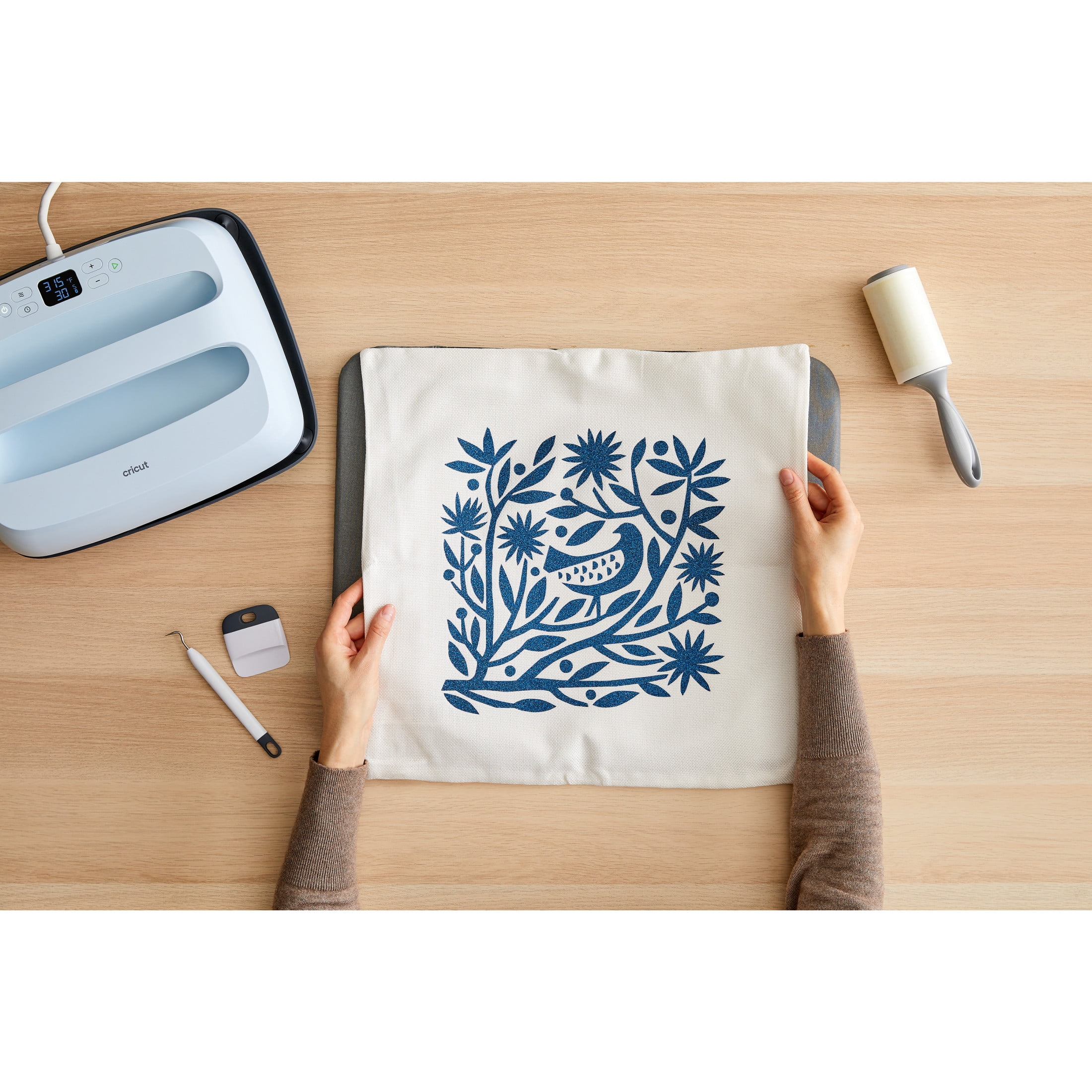Cricut Pillow Cover Blank, Cream, 18" x 18"