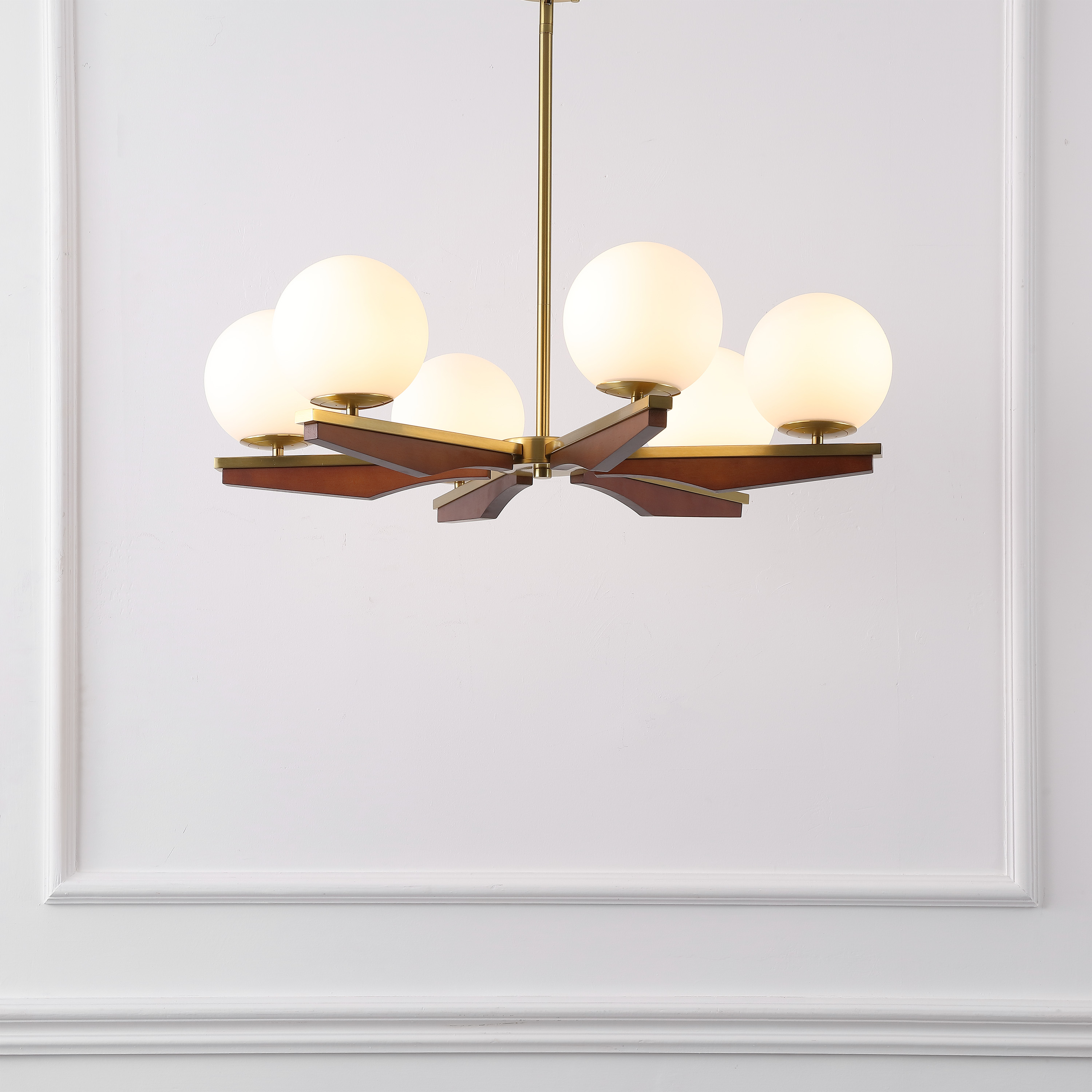 Safavieh Janna 6-Light Modern Brass/Walnut Chandelier