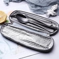 thumbnail image 2 of U Chef Juego de cubiertos utensilios para mesa portátil y accesorios de hogar y cocina con estuche impermeable color Negro U Chef Cubiertos de acero inoxidable, 2 of 7