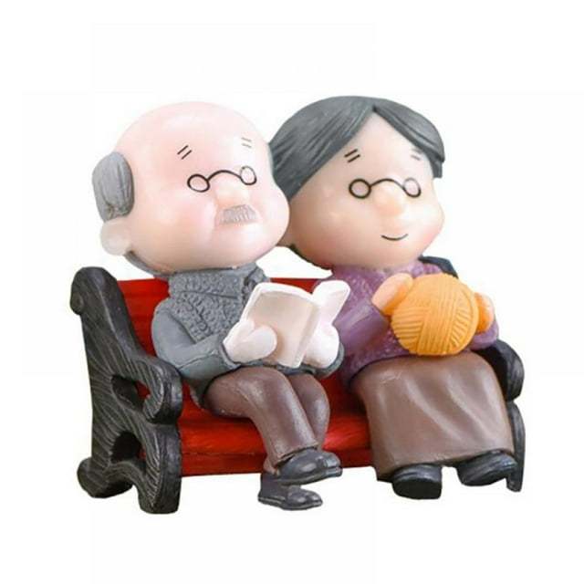 Hamlinson Old Couple Statue Ornament with Garden Chair Realistic Non