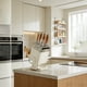 thumbnail image 5 of Estante Giratorio para Almacenar Cuchillos – Organizador de Acero Inoxidable que Ahorra Espacio con Diseño Resistente a Rayones, Fácil Acceso y Estilo Moderno para Encimeras de Cocina Eficientes., 5 of 7
