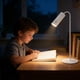 thumbnail image 4 of Lámpara de escritorio LED con base magnética | Cuello de cisne y rótula ajustables 360° | Control táctil regulable de 3 niveles | Luz de lectura recargable por USB-C para el cuidado de la vista, 4 of 6