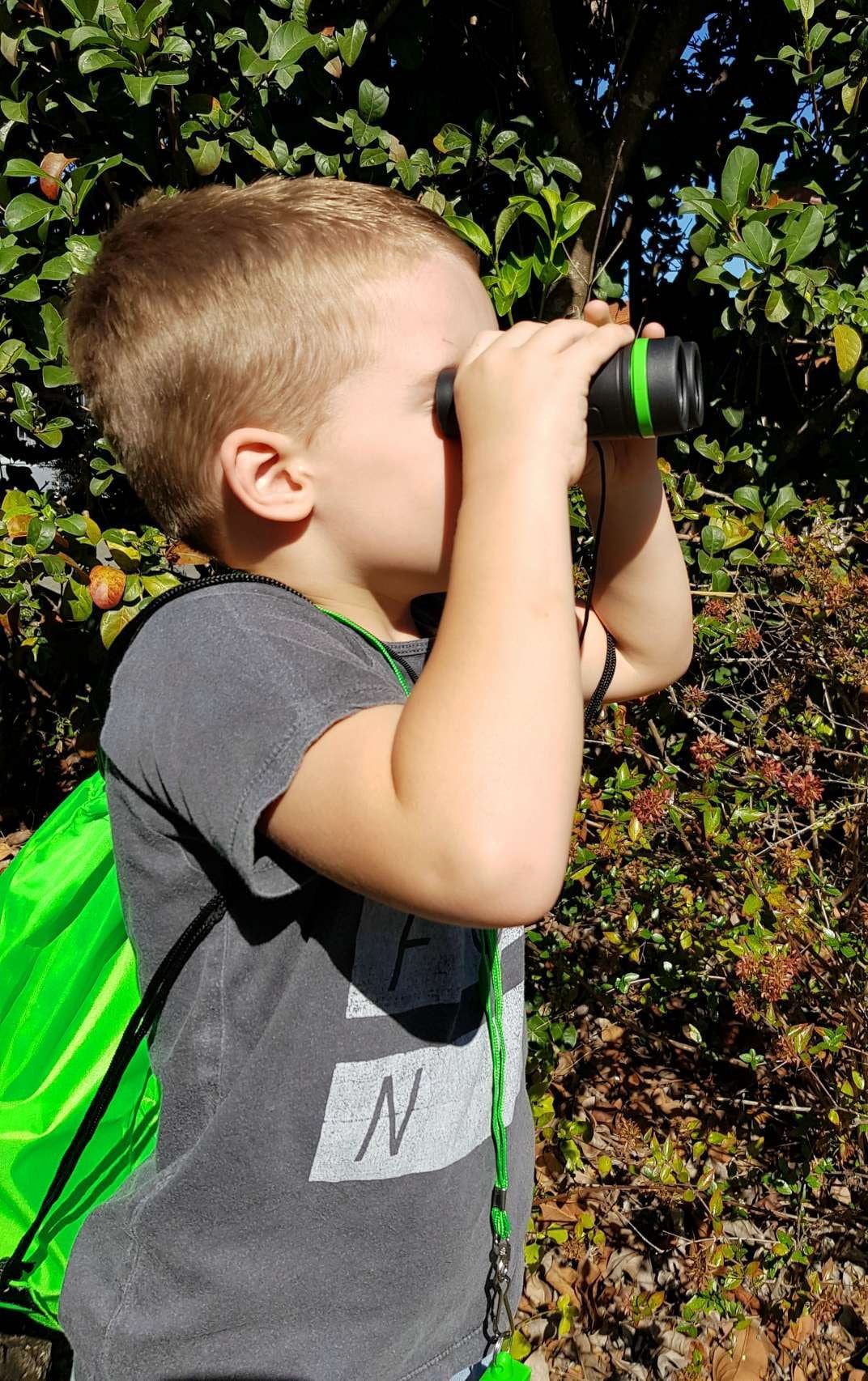 Children’s Toy Binoculars Adventure Kidz Outdoor Exploration Kit Flashlight, 