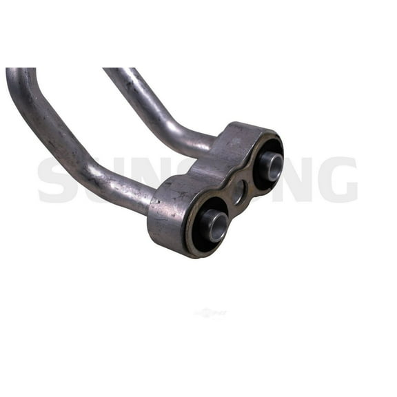 Sunsong 5801246 Engine Oil Cooler Hose Assembly