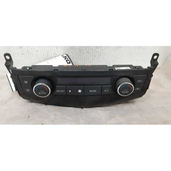 Pre-Owned 13 14 15 Nissan Altima AC Heater Dual Auto Temperature Control OEM (Good)