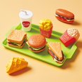 thumbnail image 3 of Mini juguetes de comida de simulación para niños, hamburguesa, perro caliente, patatas fritas, juego de cocina, juguetes educativos para bebés, regalo, 2023, 3 of 3