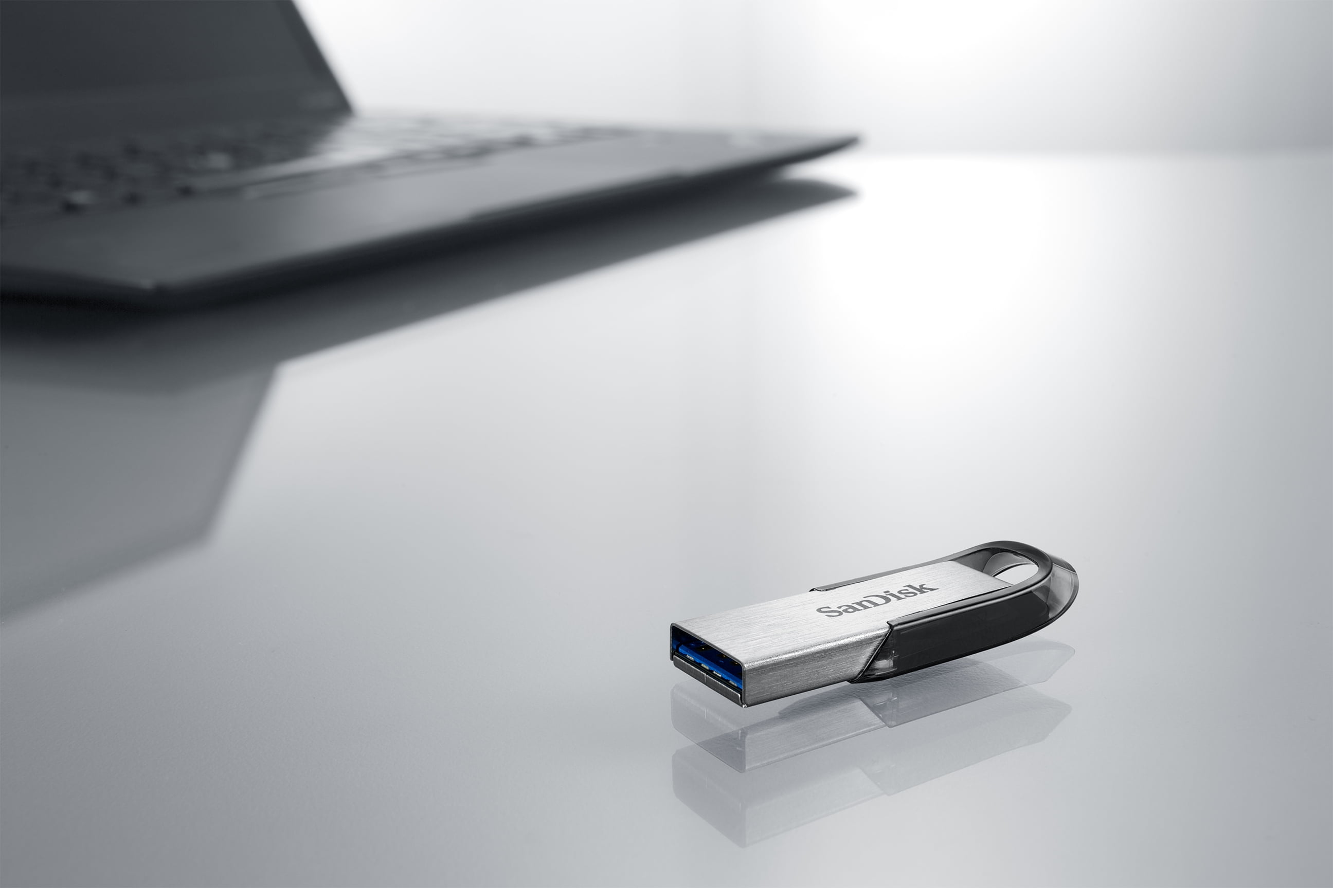 SANDISK PENDRIVE 128GB ULTRA SHIFT USB 3.0 FLASH DRIVE