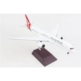 thumbnail image 1 of Gemini200 G2QFA983 1-200 Scale No.VH-ZNK Reg Qantas 787-9 Model Airplane, 1 of 1
