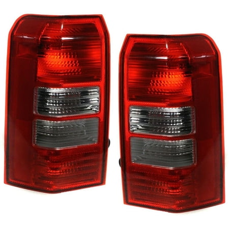 Halogen Tail Light Set For Jeep 08-17 Patriot Clear/Red Lens w/ Bulbs 2Pcs