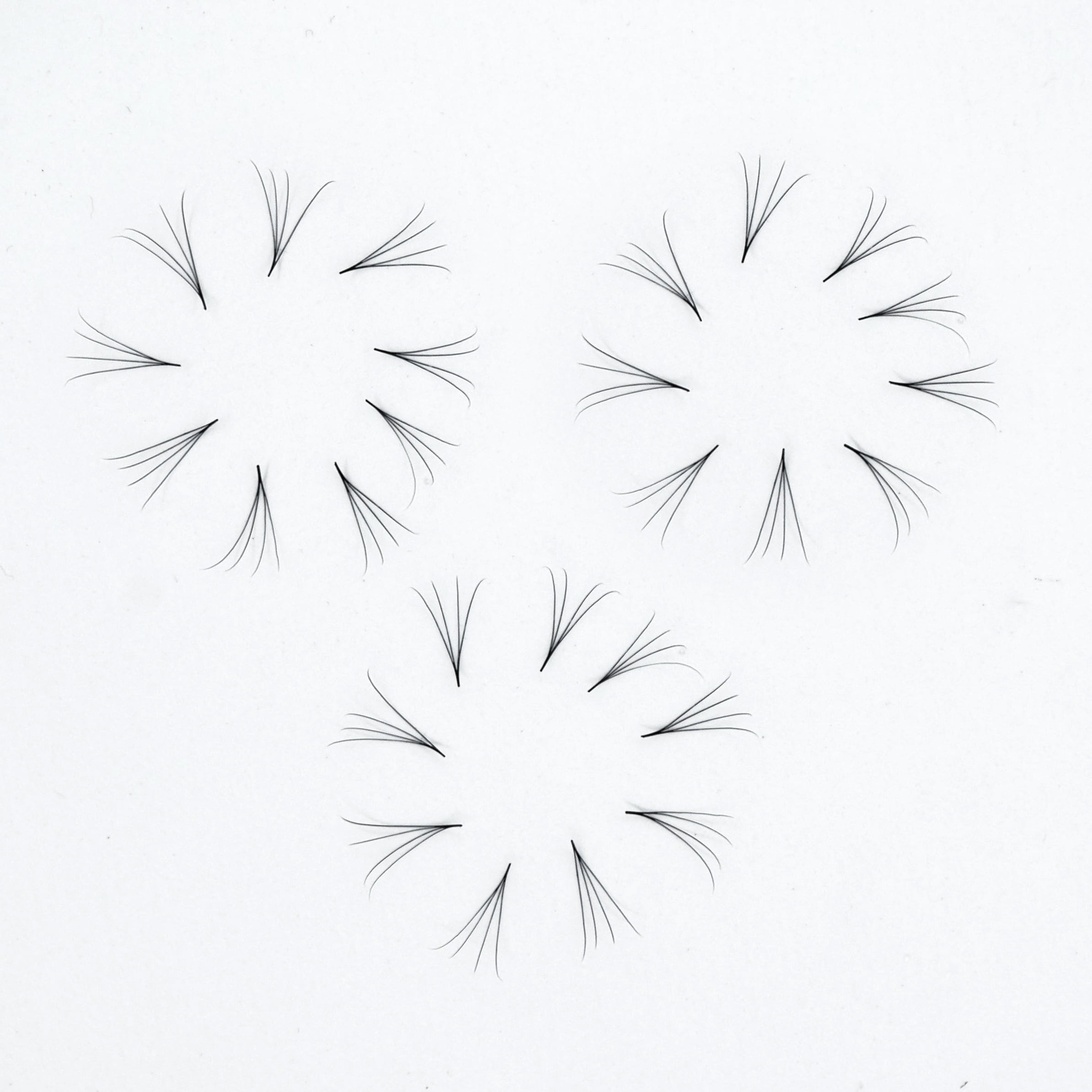 Mix Length 4D Lashes. Curl D, C. 1200 Pre-made Volume Fans. Eyelash Extension. Handmade and Gorgeously-Crafted!