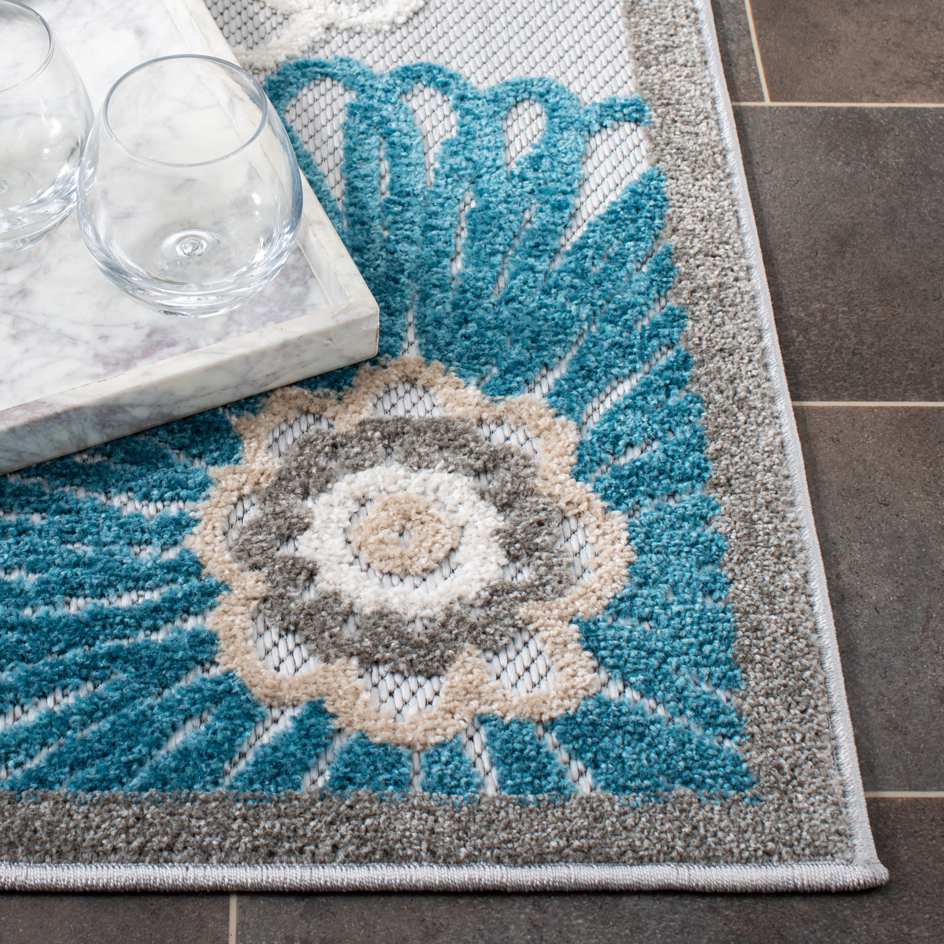 SAFAVIEH Cabana Anuki Beige/Blue 2'2"X9' Runner Indoor/Outdoor Area Rug Beige/Blue, 4'5" x 6'5"
