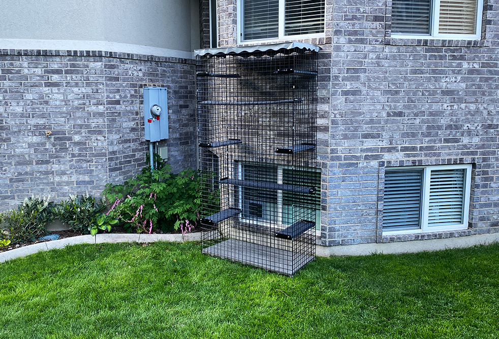 24" X 48" X 96" Outdoor Catio Cat Enclosure