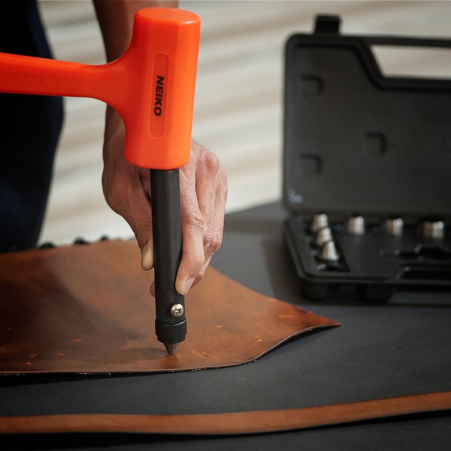 NEIKO 02614A Interchangeable Large Hollow Hole Punch Tool Set, 10 Piece, Gasket Maker, Heavy Duty Gasket Punch Set, Includes Hole Puncher Tool Carrying Case, Leather Punch Set